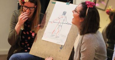 hen party life drawing
